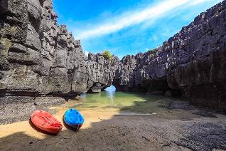Unseenสตูล! เกาะเขาใหญ่ ปราสาทหินพันยอด โดยเรือหางยาว (Halfday)